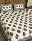 Maharaja Royal Paisley Pure Cotton King Size Bedsheet And Two Pillow Covers (120X120 Inches) - FaagHomes
