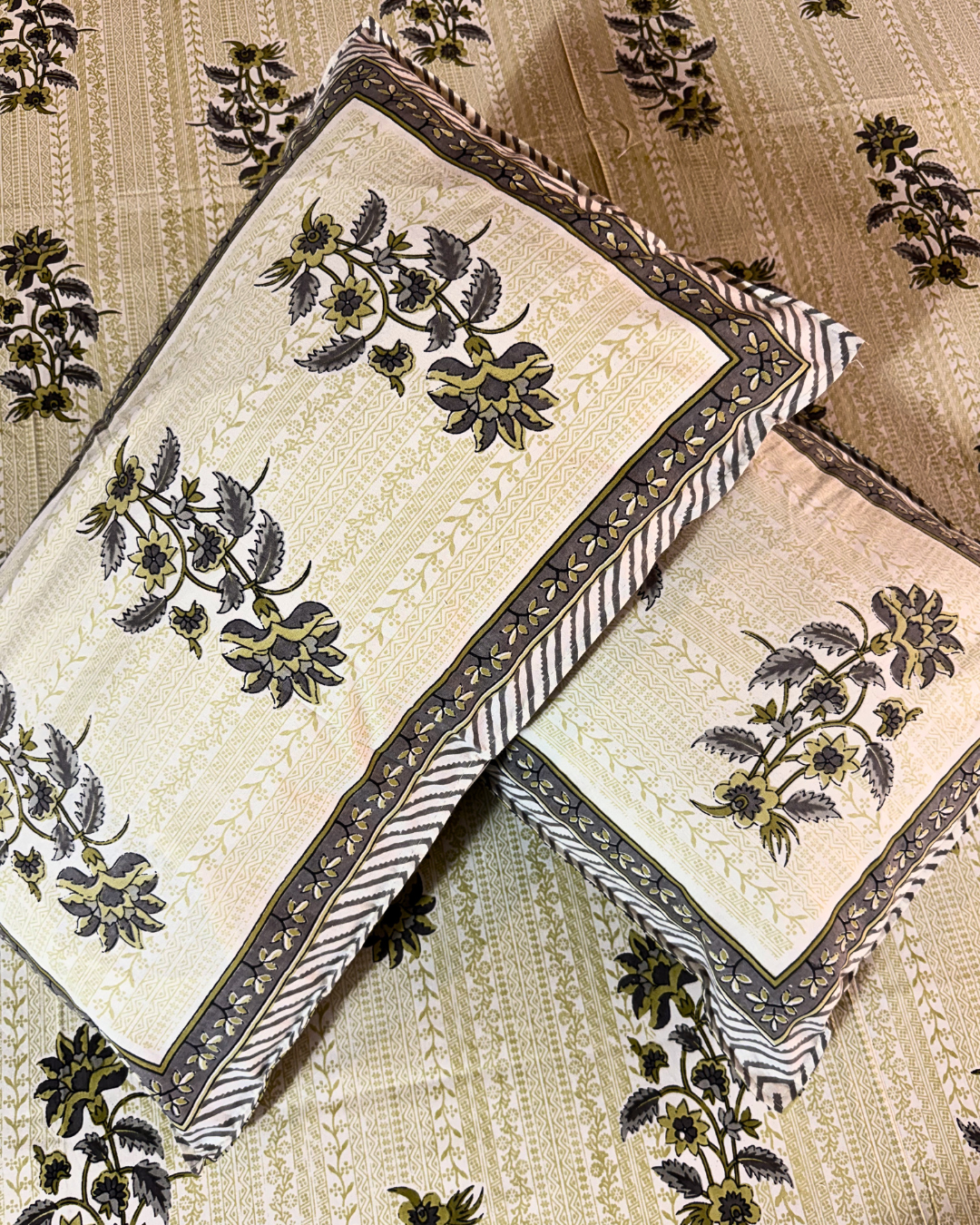 Beige Floral Cotton Bedsheet Set with 2 Pillow Covers | Elegant Printed Double Bed Bedsheet - FaagHomes
