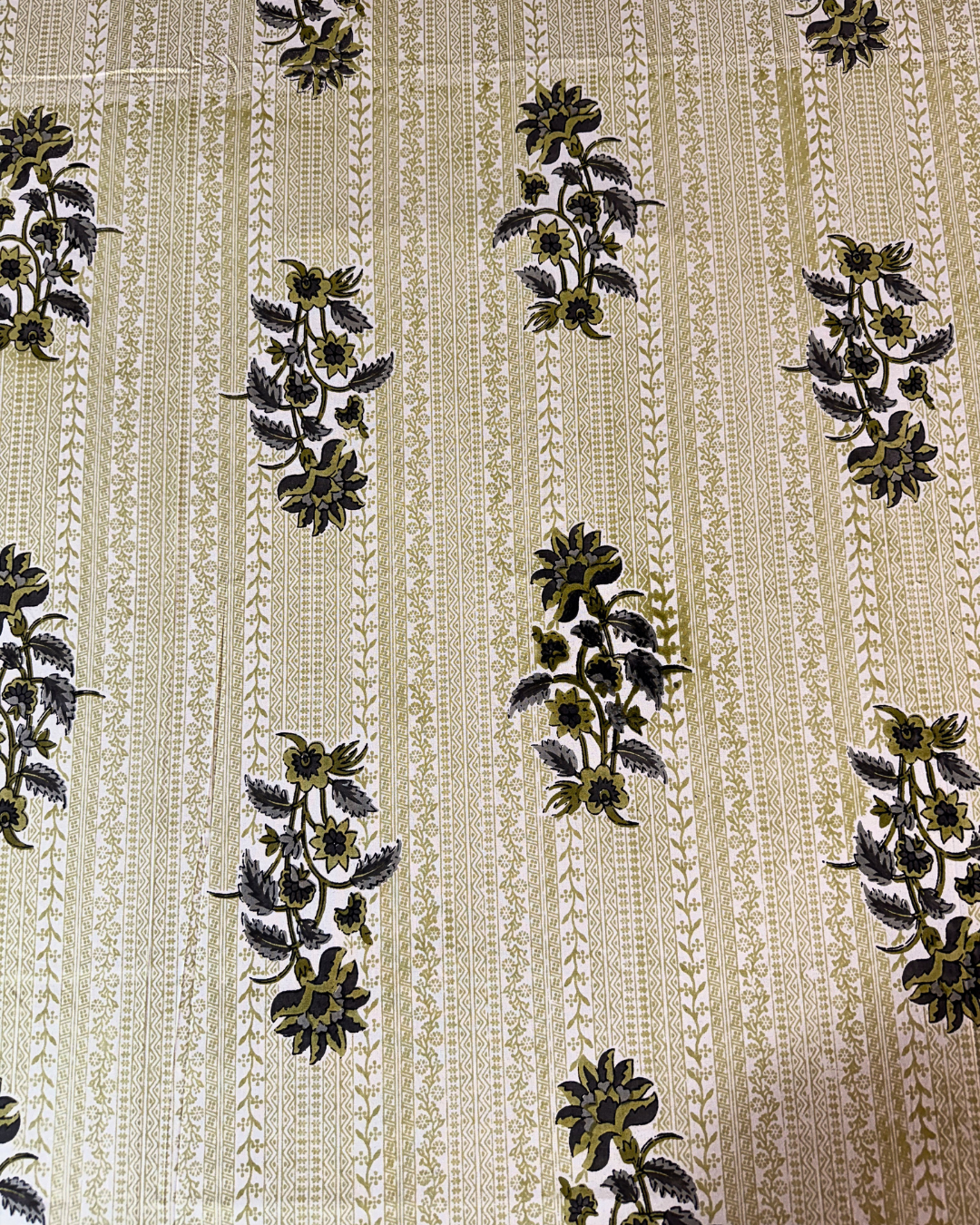 Beige Floral Cotton Bedsheet Set with 2 Pillow Covers | Elegant Printed Double Bed Bedsheet - FaagHomes