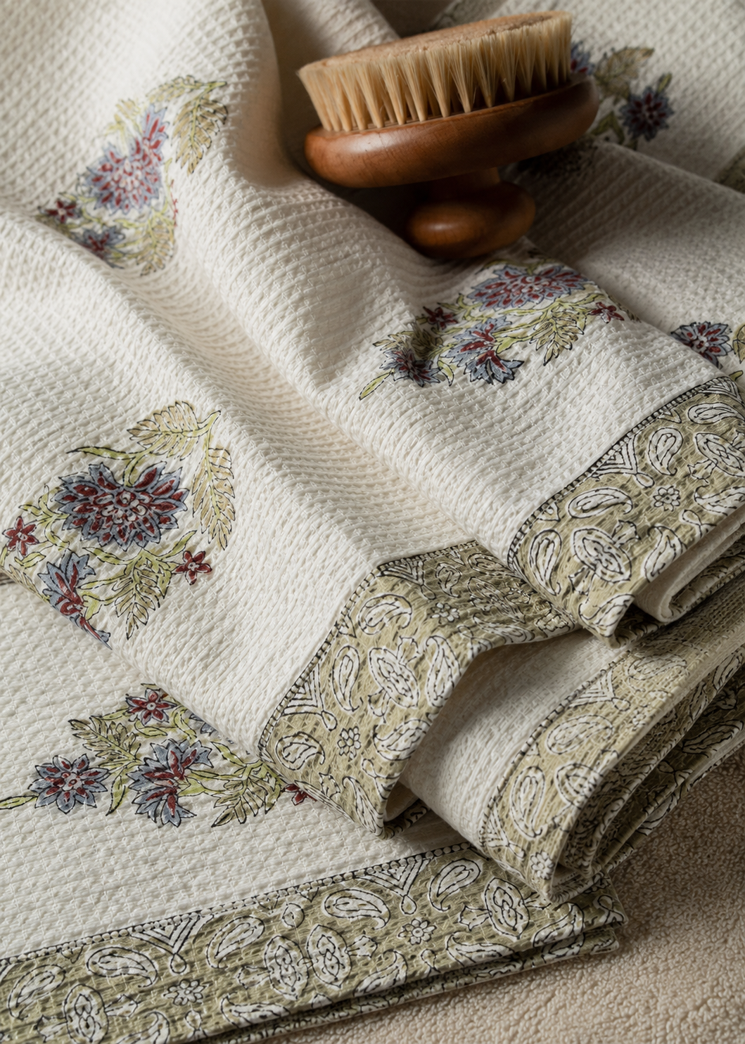 Dahlia Premium Waffle Cotton Towel Set of 3 | 1 Bath Towel (30x60) &amp; 2 Hand Towels (16x26) | Floral Printed Soft Absorbent Bathroom Towel Gift Set