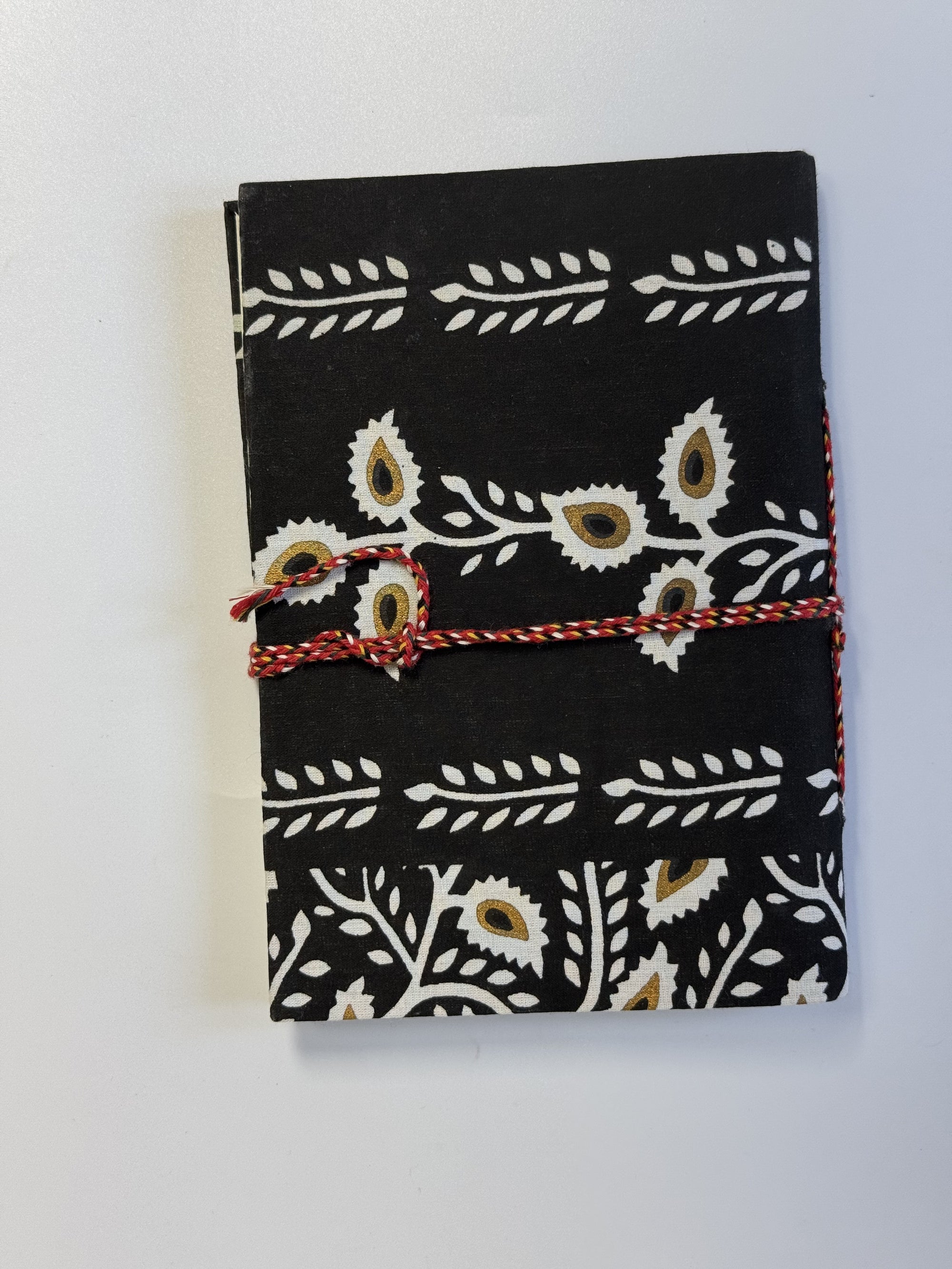 Handmade Cotton Fabric Cover Diary – Aesthetic Cloth Bound Journal | Eco-Friendly Notebook for Writing, Sketching & Gifting - FaagHomes
