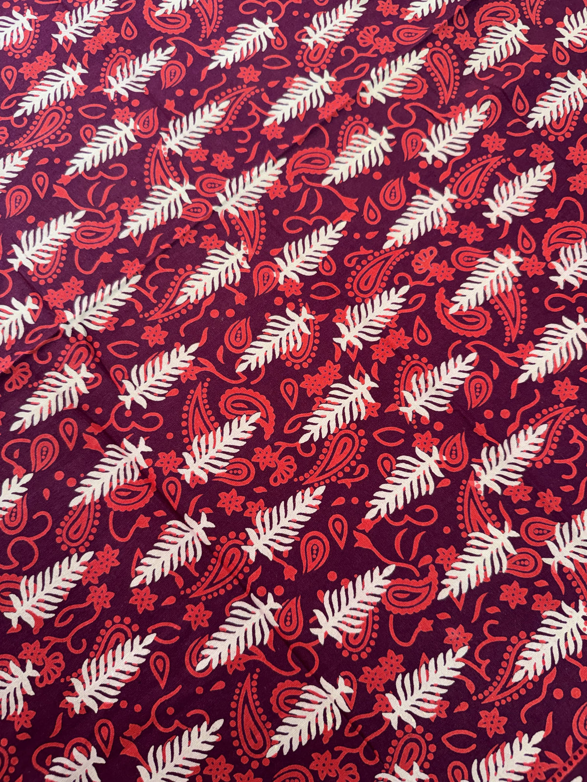 Maroon Paisley Printed Single Bedsheet with Pillow Cover – 60 x 90 Inch
