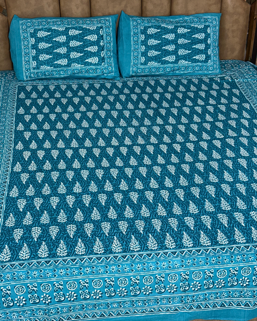 Jaipur Teal Gulmohar Queen Size Bedsheet And Two Pillow Covers 90 X 100 - FaagHomes