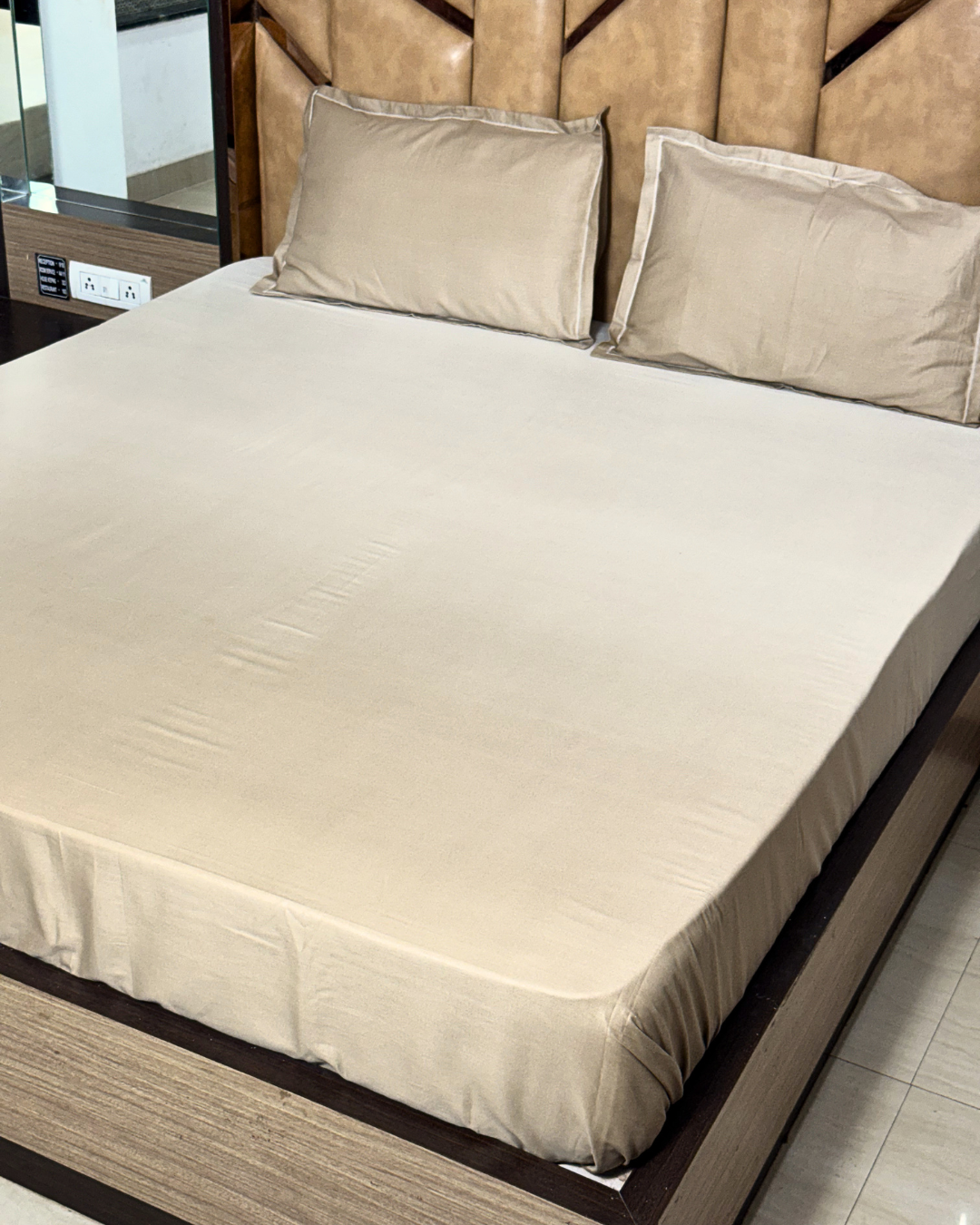 Luxury Beige Solid Bedsheet Set with 2 Pillow Covers – Soft Elegant Bedding for Bedroom - FaagHomes