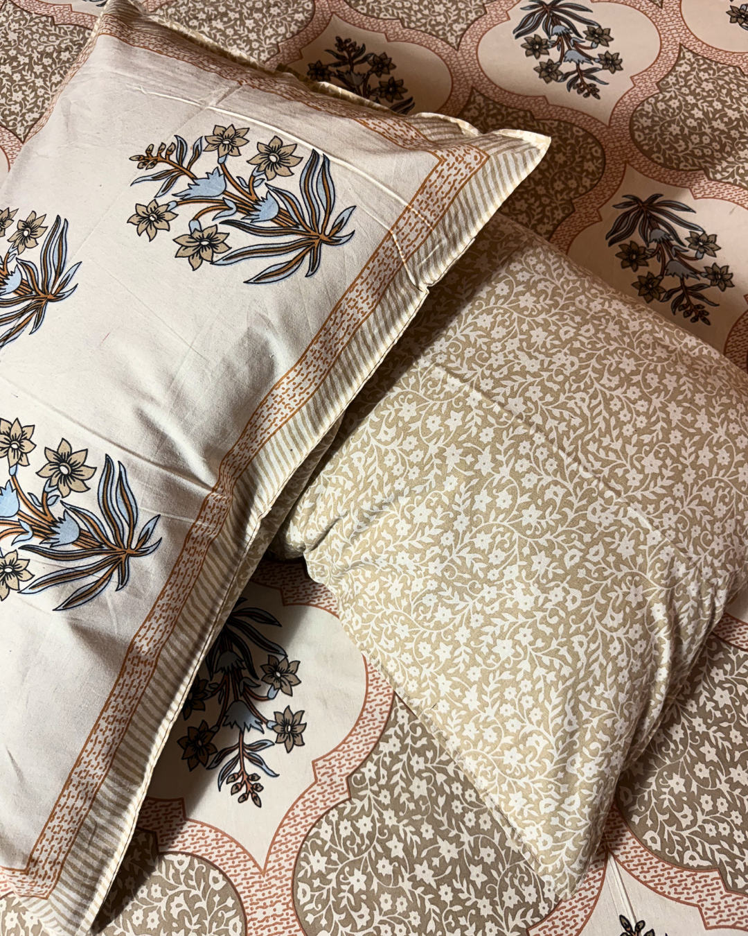Maharaja Royal earthy  beige Cotton King Size Bedsheet  90x108 Inches - FaagHomes