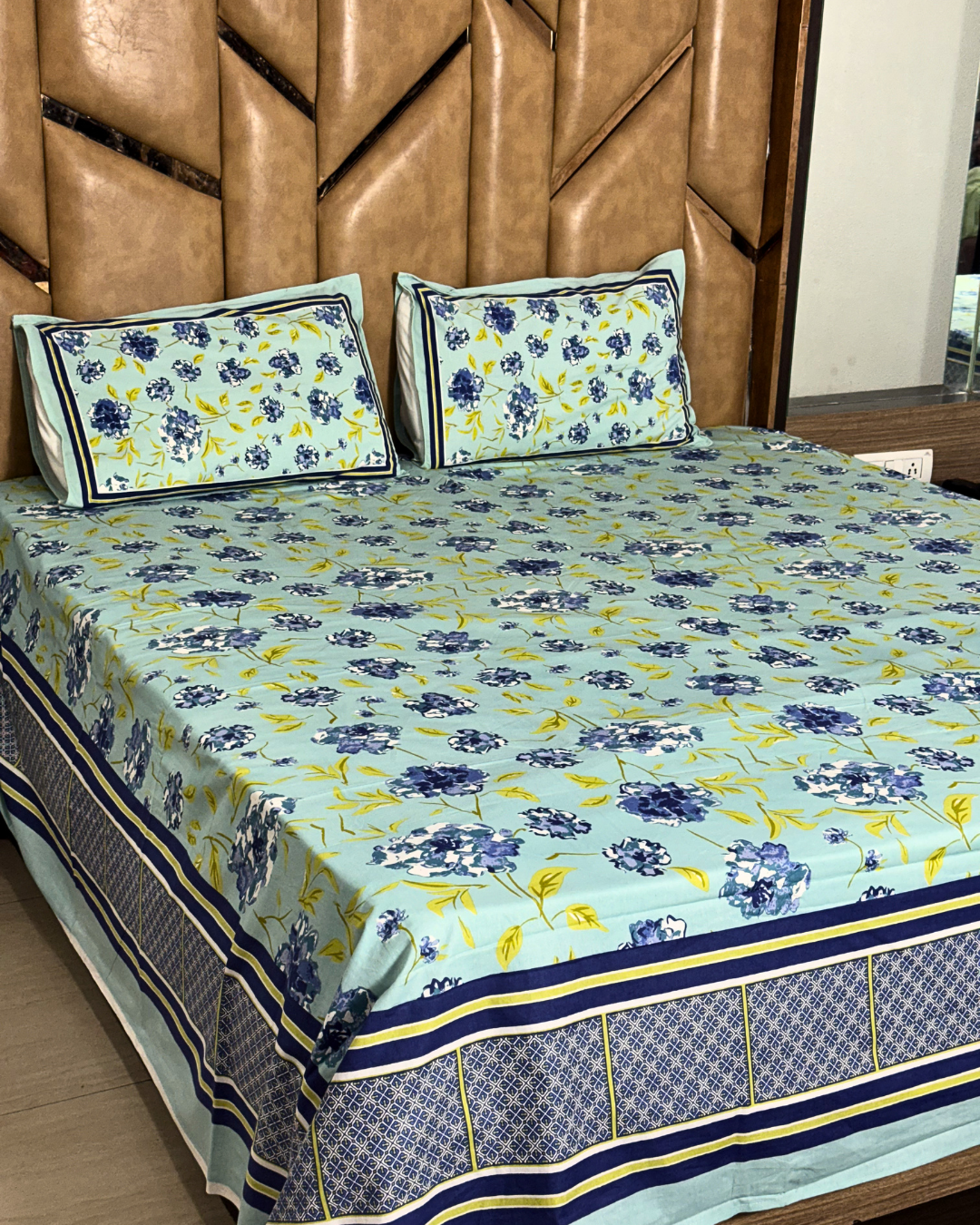 Neel Pushpa Garden King Xl Bed Sheet And Two Pillow Covers 108X108 - FaagHomes