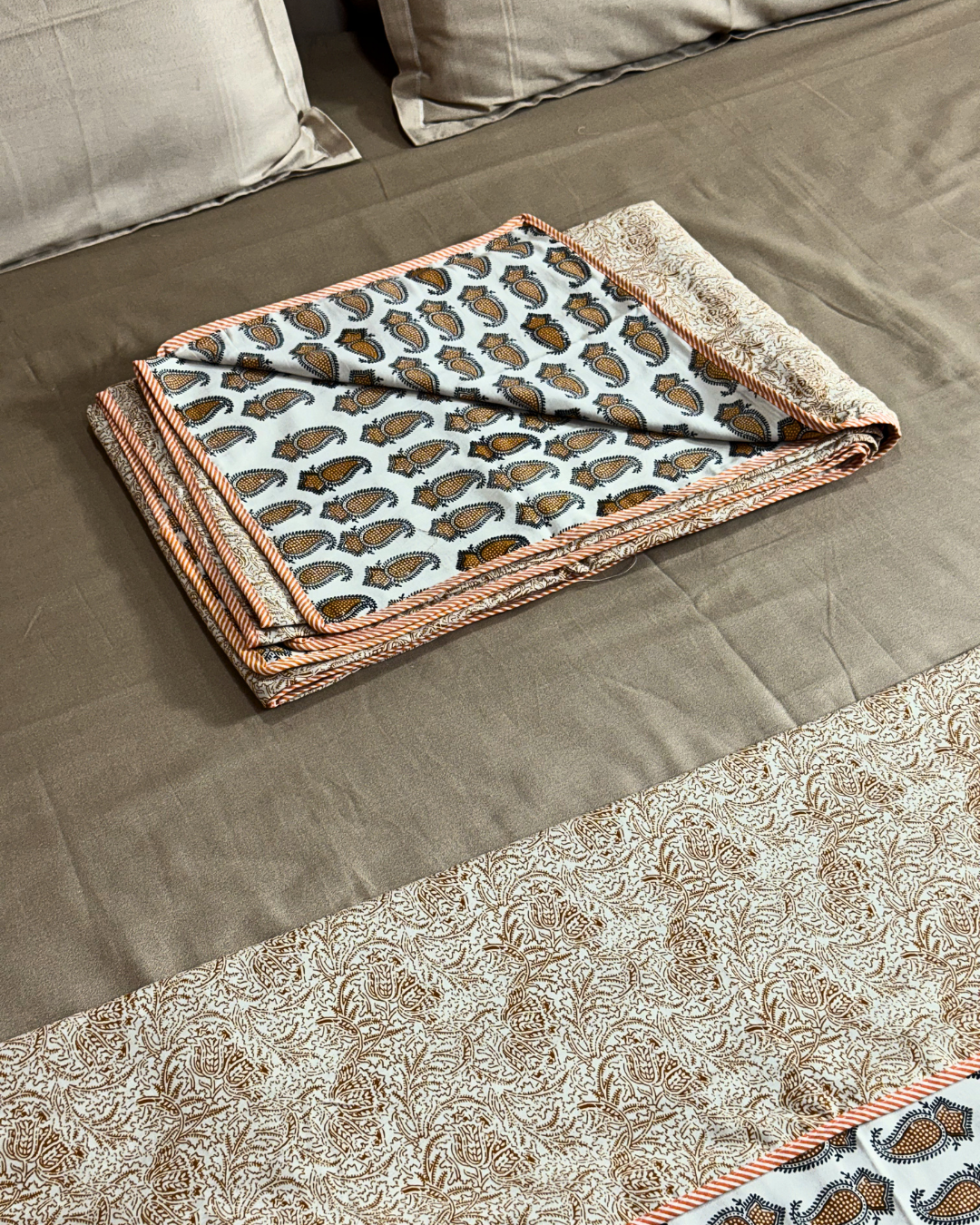 Paisley Bloom Cotton AC Dohar for Single Bed – Reversible Lightweight Summer Blanket (Pair Pack) - FaagHomes