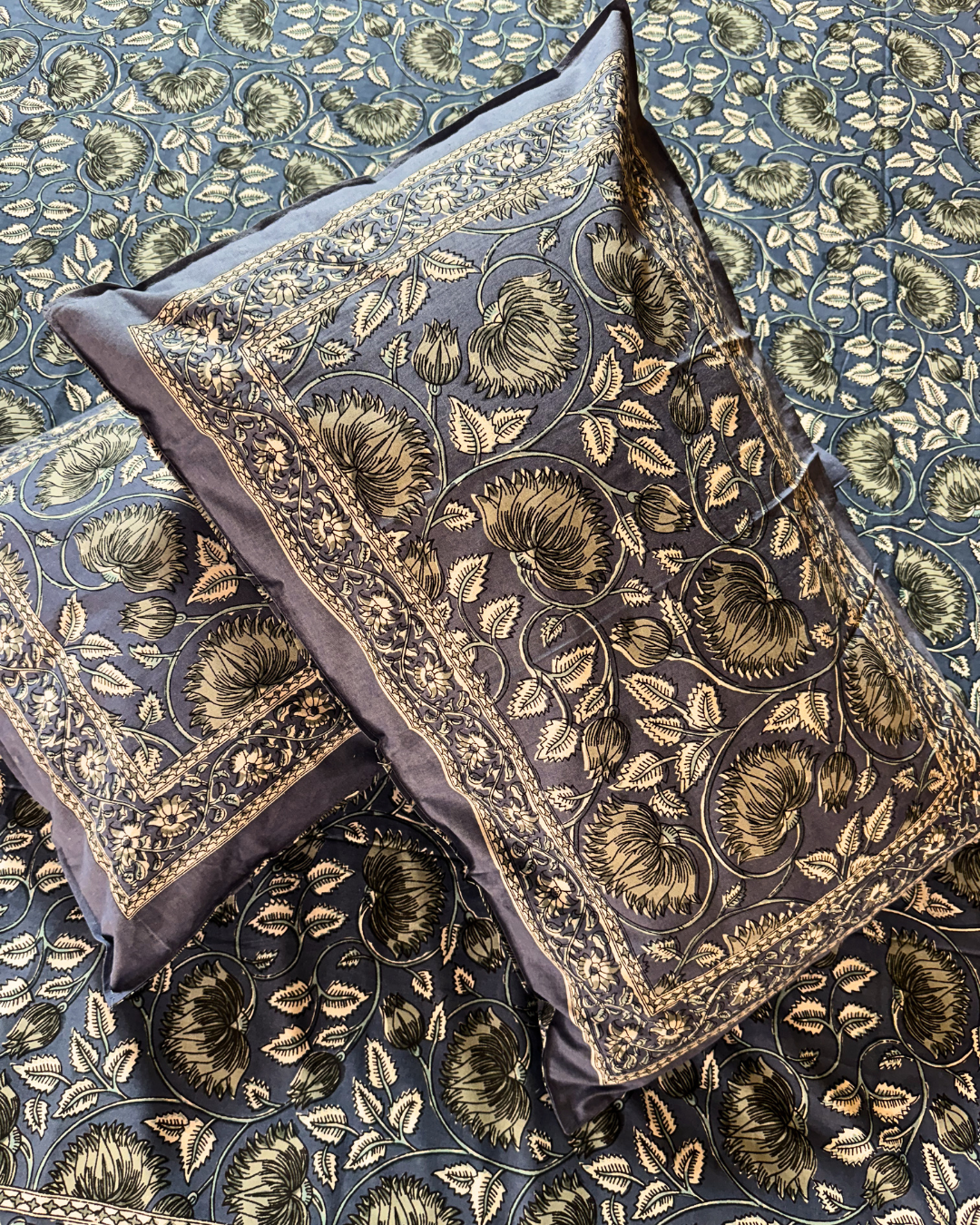 Premium Cotton Floral Print Double Bedsheet with 2 Pillow Covers – Elegant Blue Handblock Style Bed Sheet Set for Queen &amp; King Size Beds - FaagHomes