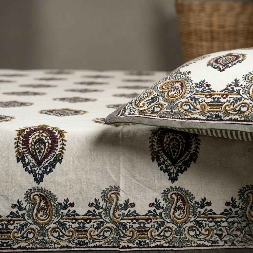 Maharaja Royal Paisley Pure Cotton King Size Bedsheet And Two Pillow Covers (120X120 Inches)